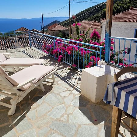 Lovely Traditionnal House With Sea View Tiros Exterior photo
