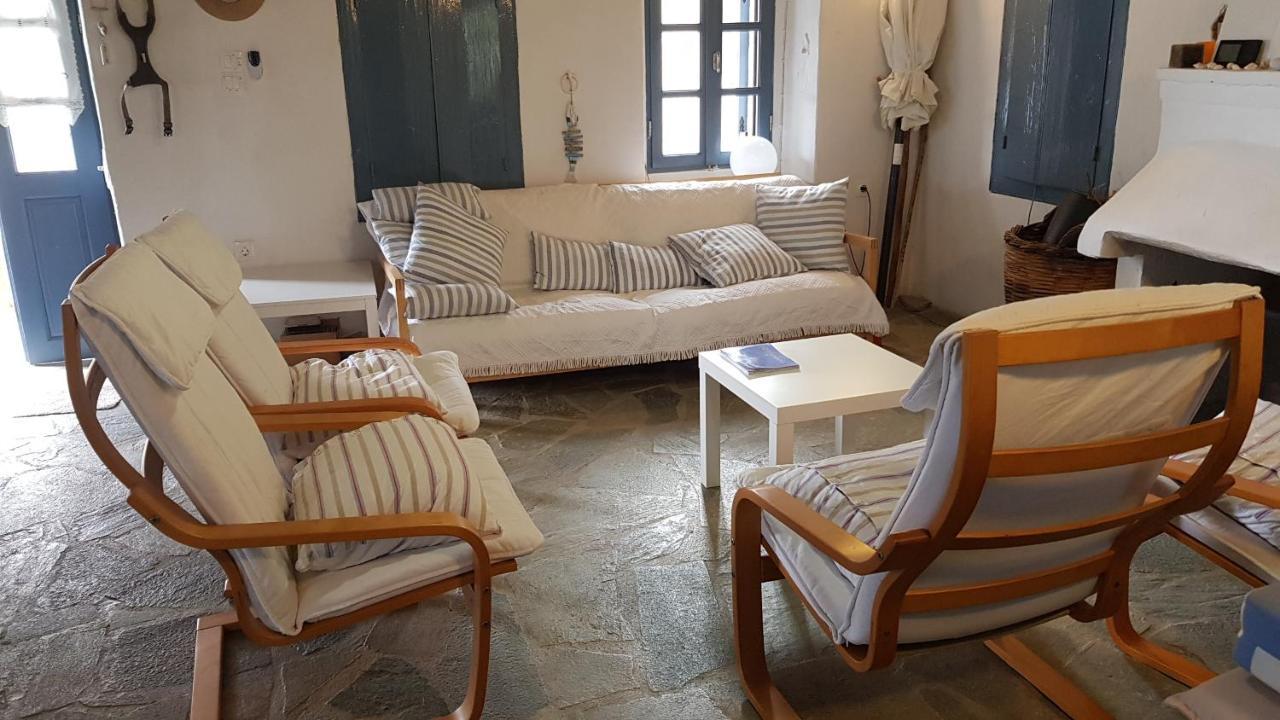 Lovely Traditionnal House With Sea View Tiros Exterior photo