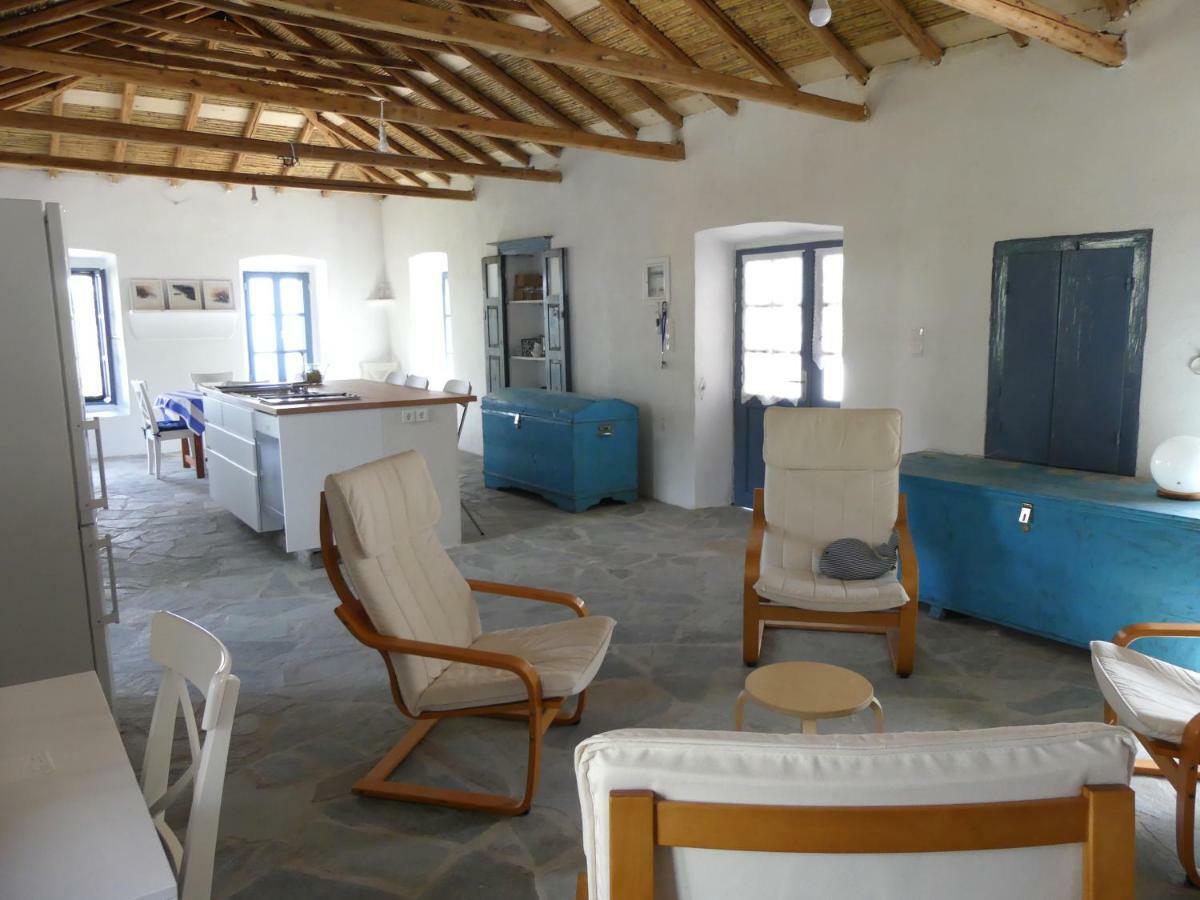 Lovely Traditionnal House With Sea View Tiros Exterior photo